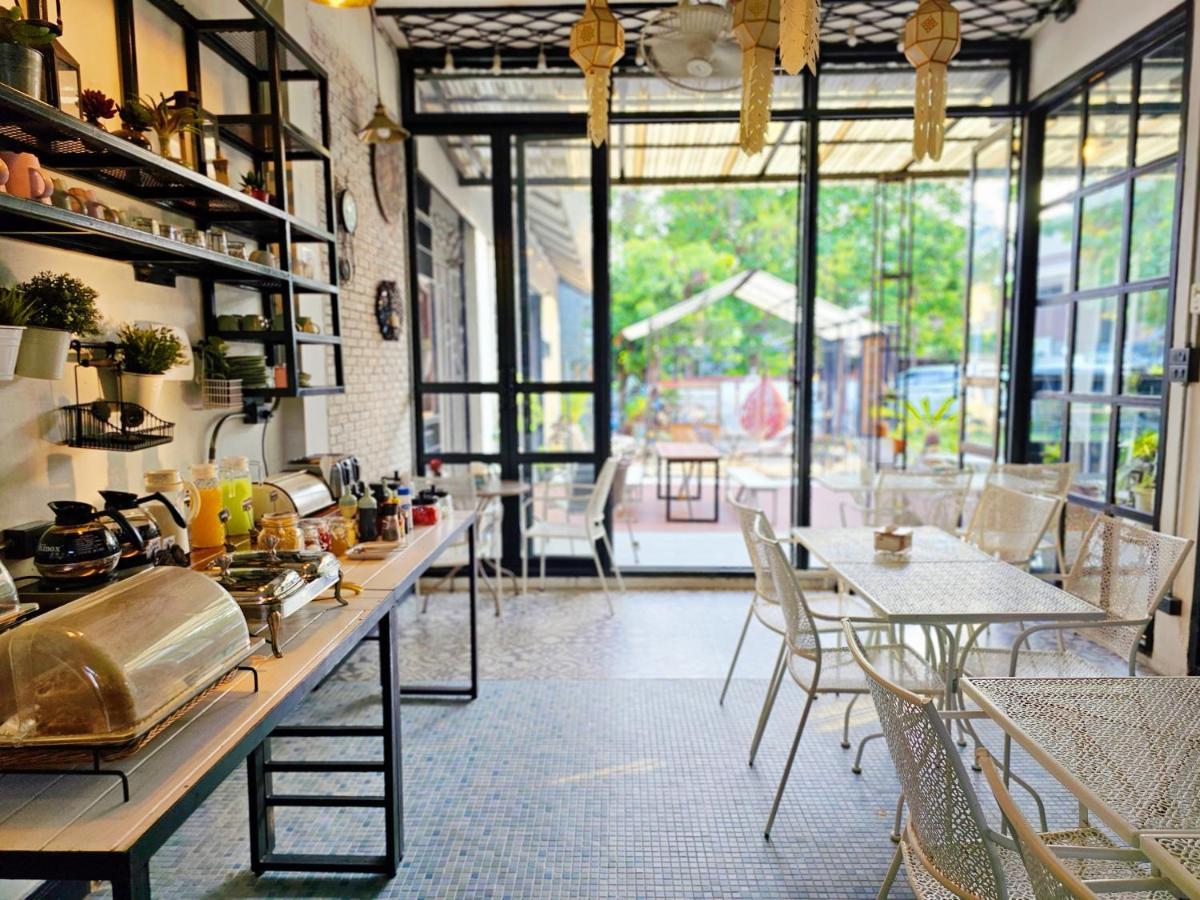 צ'יאנג מאי Sherloft Home & Hostel מראה חיצוני תמונה