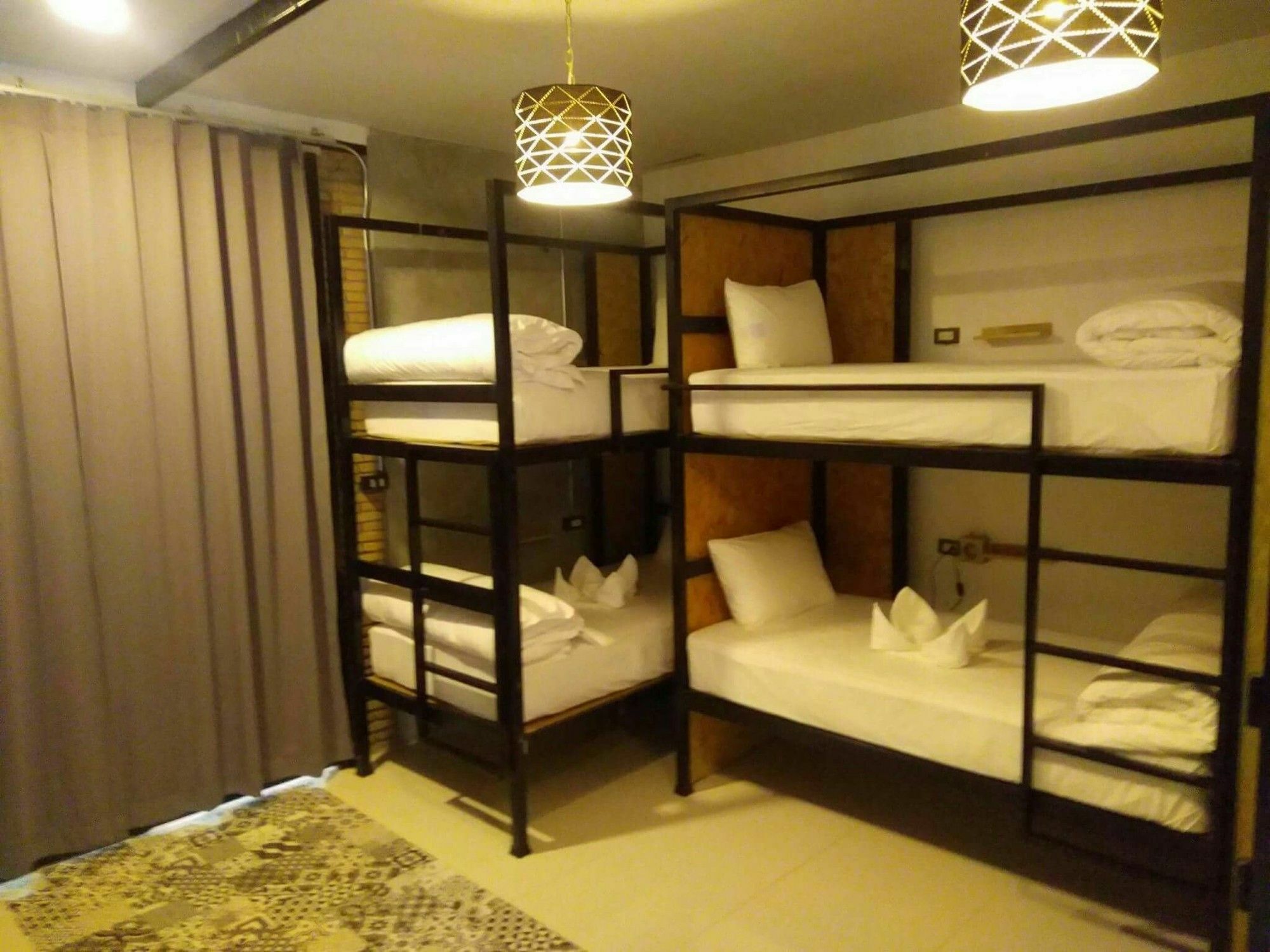 צ'יאנג מאי Sherloft Home & Hostel מראה חיצוני תמונה